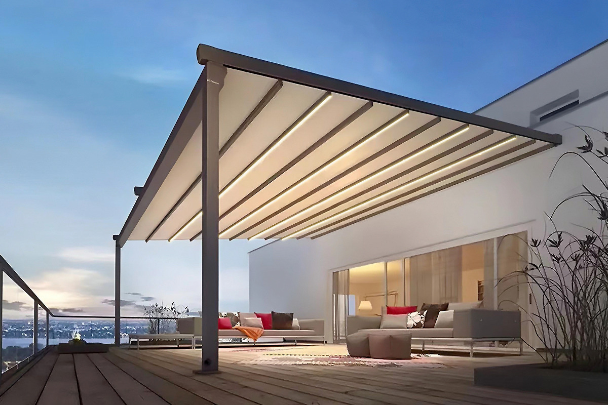 Hướng Dẫn Chuẩn Bị Kế Hoạch B Cho Tiệc Ngoài Trời 3 Mái bạt xếp tự động nhập khẩu cao cấp, thông minh