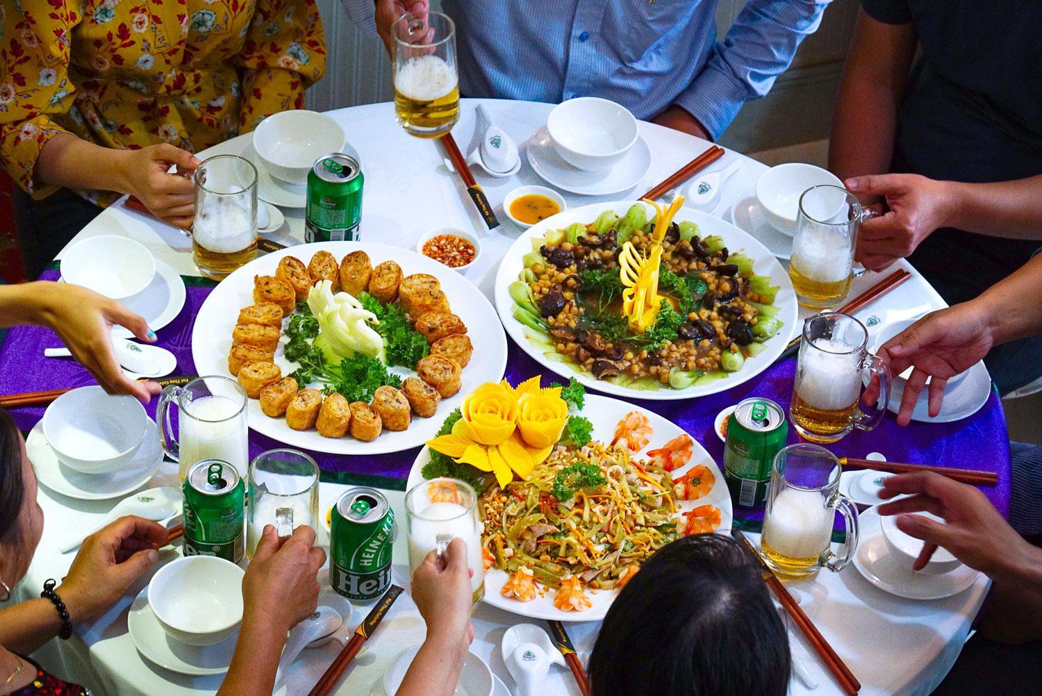 Dịch Vụ Nấu Ăn Và Đặt Tiệc Tại Nhà Ở Hà Tĩnh 9 Đặt tiệc gia đình tại nhà ở đâu để có một buổi tiệc gia đình tuyệt vời không phải suy nghĩ.