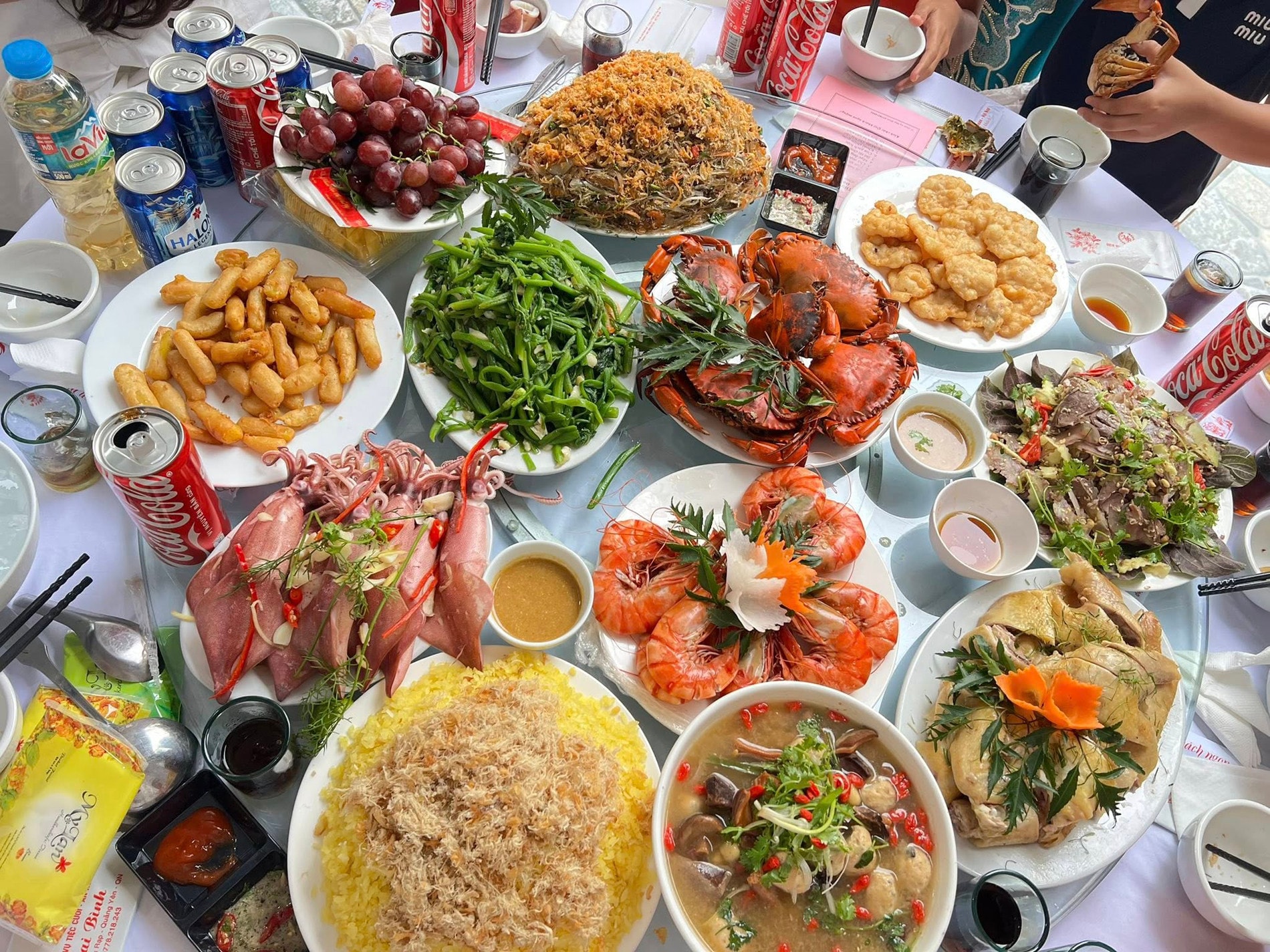 Dịch Vụ Nấu Ăn Và Đặt Tiệc Tại Nhà Ở Hồ Chí Minh 9 Mâm cỗ cưới 'triệu view' ở Quảng Ninh bất ngờ với món 'hết nhanh nhất'