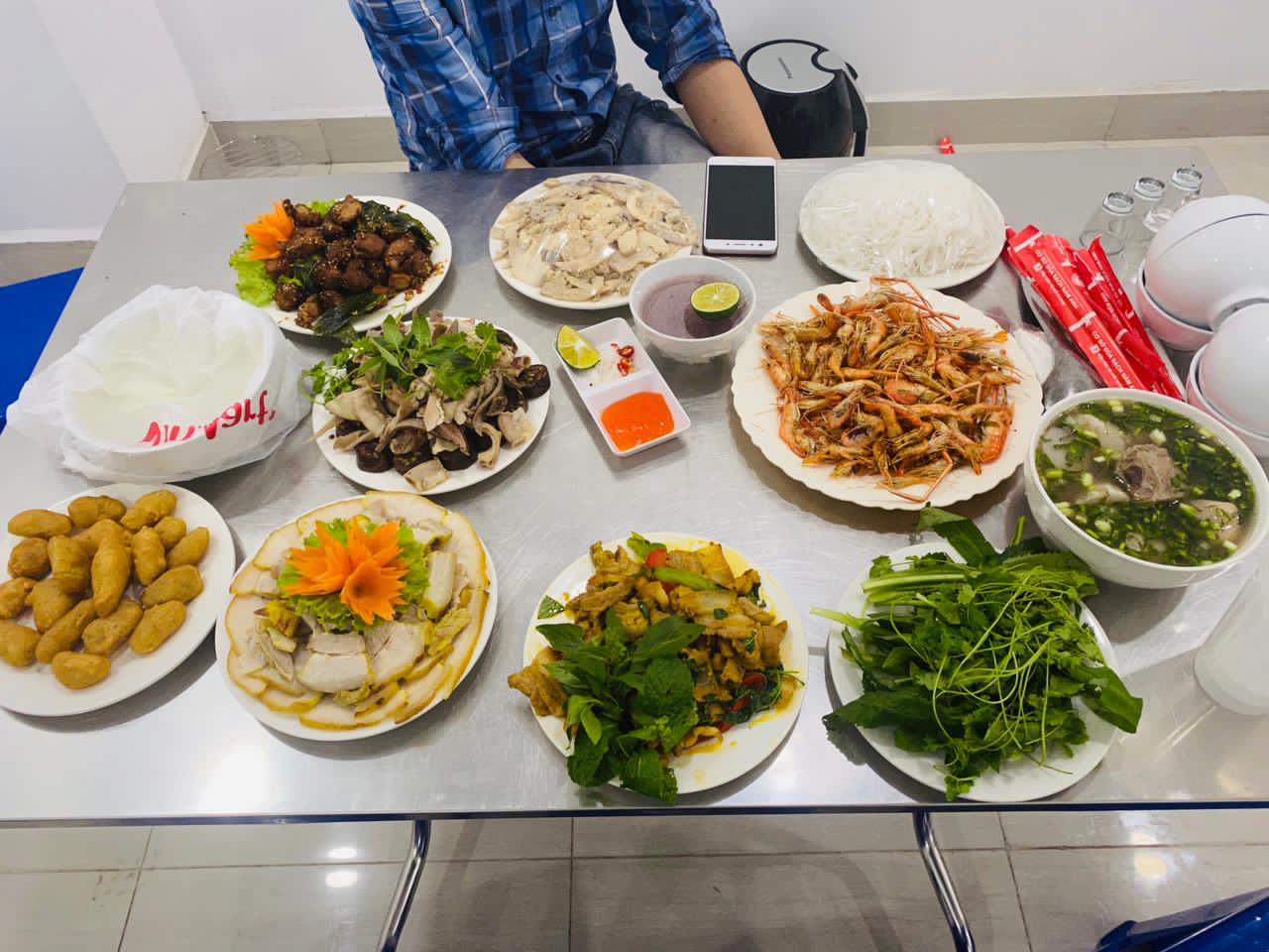 Dịch Vụ Nấu Ăn Và Đặt Tiệc Tại Nhà Ở Khánh Hòa 3 10 gợi ý mâm cỗ mùa hè