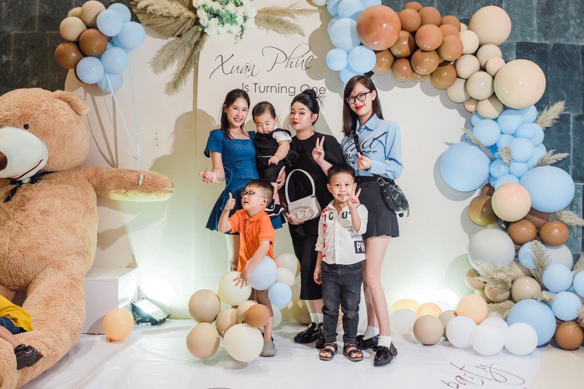 Tổng hợp các kinh nghiệm đặt tiệc thôi nôi cho bé