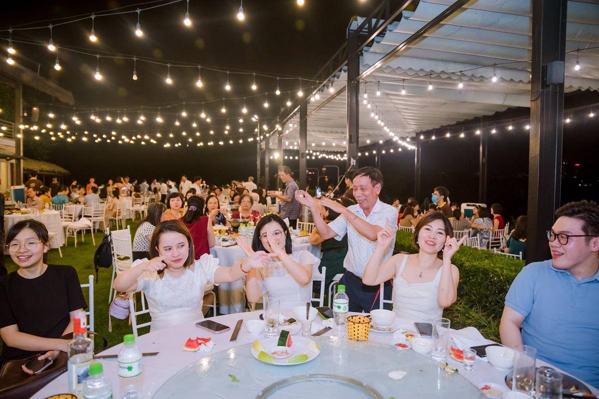 Bảng báo giá chi tiết dịch vụ tiệc tất niên cho công ty