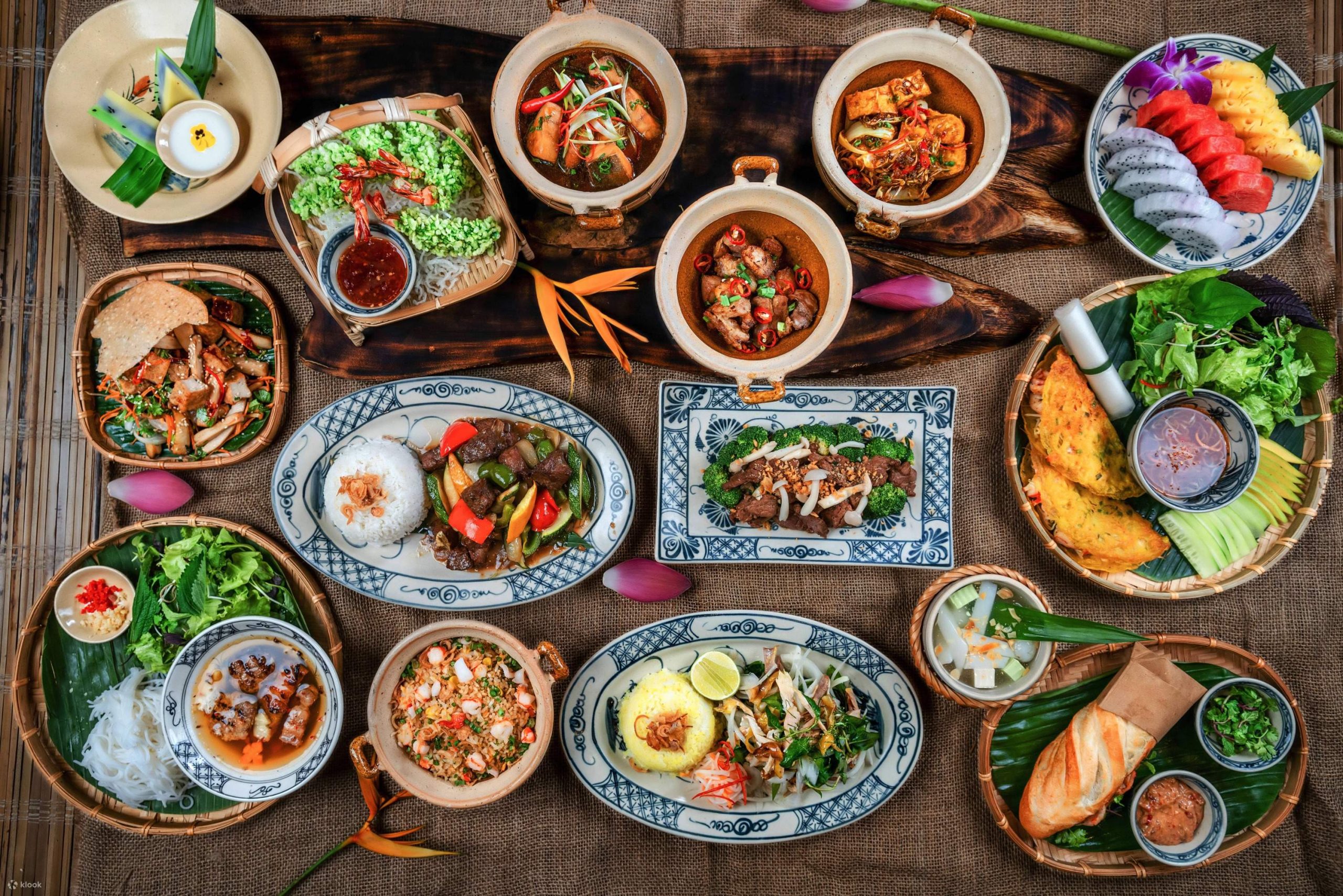 Thuê Dịch Vụ Nấu Tiệc Và Tự Nấu, Đâu Là Lựa Chọn Tối Ưu 9 Set Menu Món Việt Tại Grand Mercure Đà Nẵng - Nhà Hàng Vietnam Veranda - Klook Việt Nam