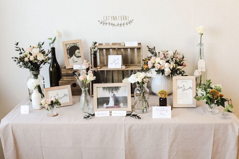 5 Bước Tự Trang Trí Bàn Gallery Tiệc Tại Nhà Đẹp Mắt 10 Bàn gallery đám cưới: Điểm nhấn hoàn hảo cho ngày trọng đại